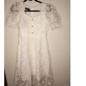 Dolce Viva Collection White Coquette Dress Sz 34 / Medium